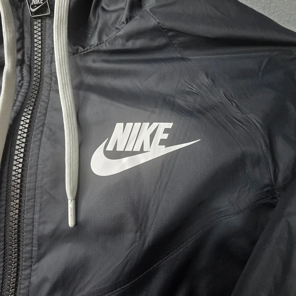 Nike Sportswear Windrunner Full Zip Hooded Jacket Black Small Windbreaker